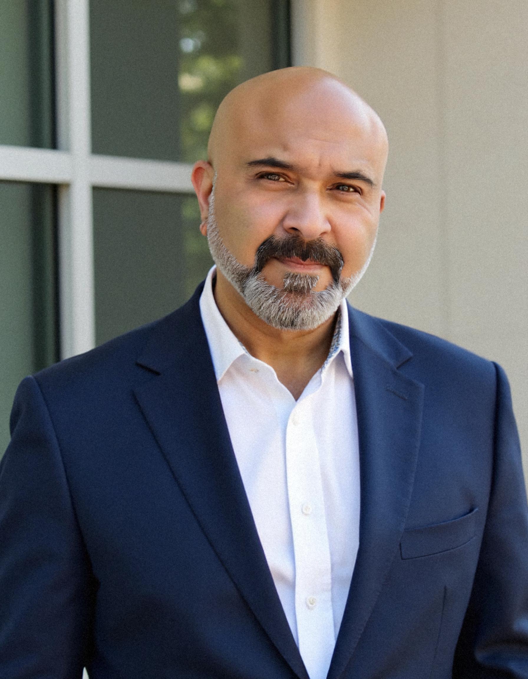 Muss Haq — Founder of RU-CX, Senior CX and Insight Leader, Published Author and International Speaker